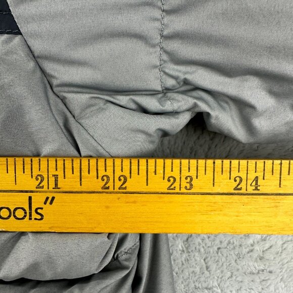 The North Face 700 Grey Down Puffer Men''s Size L - Picture 15 of 15